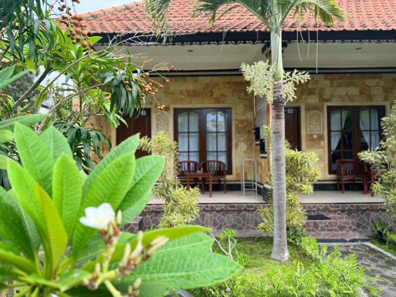 Tiki Bar And More Nusa Lembongan Exterior foto